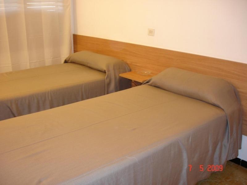 Sarriá de Ter Hostal Can Blanco מראה חיצוני תמונה
