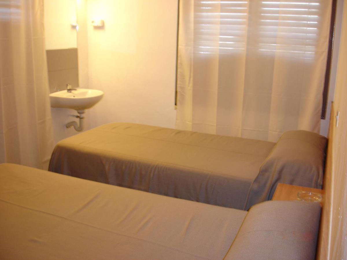 Sarriá de Ter Hostal Can Blanco מראה חיצוני תמונה